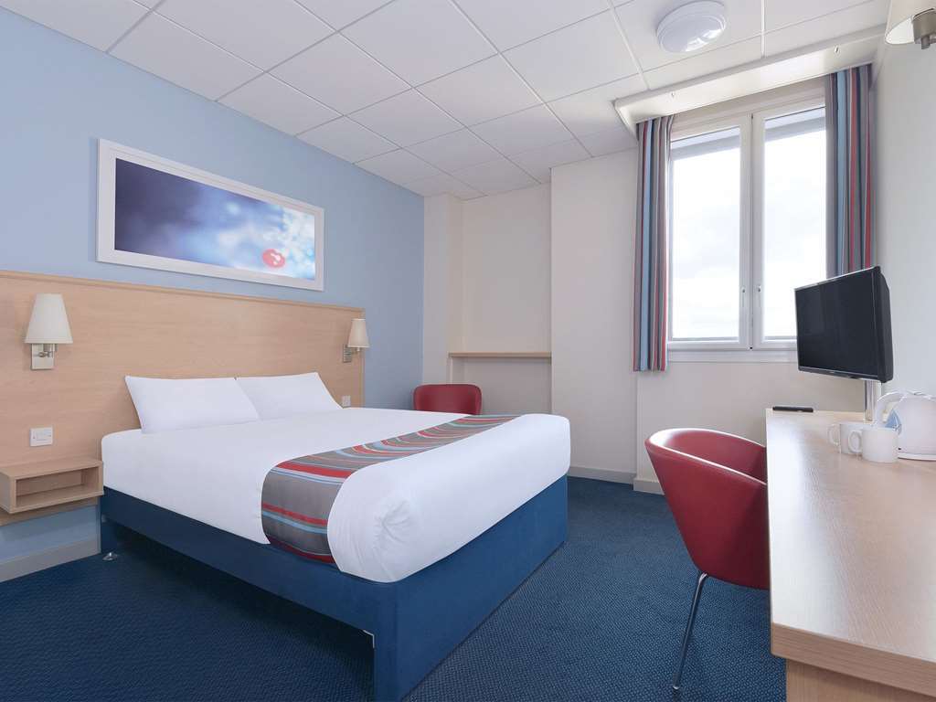 Travelodge Bangor Habitación foto